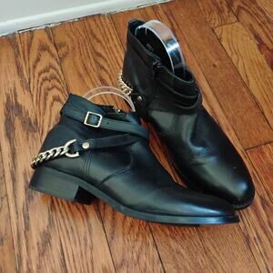 Steve Madden Black Ringo Leather Ankle Boots Size 8M Gold Braid 1in Biker Combat